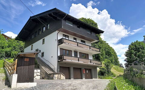 Saalbach-Hinterglemm 107: Pente, Balcon, Village De Montagne