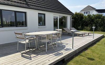 Elida - 400M from the Sea