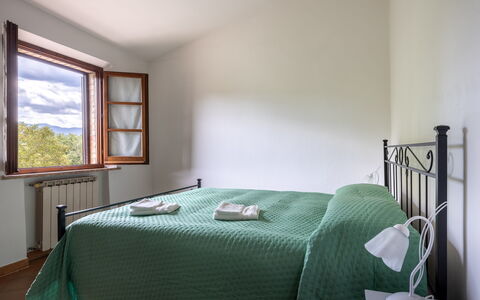 Oliveto Del Cantarello: Design Intérieur, Mur, Chambre, Meubles, Lit, Bois, Drap De Lit, Sol, Literie, Plafond