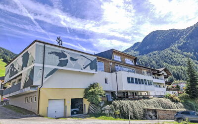 Jerzens 199: Chaîne De Montagnes, Alpes, Village De Montagne, Balcon