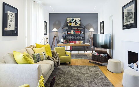 Penthouse: Meubles, Design Intérieur, Canapé, Sol, Sol, Mur, Salon, Pièce, Domicile, Appartement