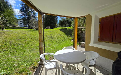 Ferienwohnung Selva: Bois, Sol, Design Intérieur, Sol, Meubles, Tache De Bois, Plafond, Chaise, Pièce, Dur