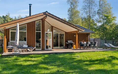 Ovine - 1.2Km to the Fjord: Bois, Meubles, Appartement, Pièce, Plafond, Tache De Bois, Chaise, Dur, Vernis, Lumber
