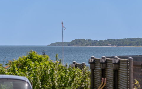 Karitte - 300M from the Sea: Bois, Domicile, Porche, Plate-Forme, Dur, Toit, Tache De Bois, Parquet, Eco Hôtel