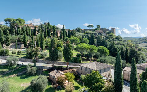 Maria Gabriella Home & Cottage: Arbre, Végétation, Arbuste, Paysage, Lot Terre, Zone Rurale, Biens, Aménagement Paysager, Village