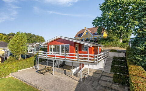 Senni - 800M from the Sea: Domicile, Biens, Porche, Balcon