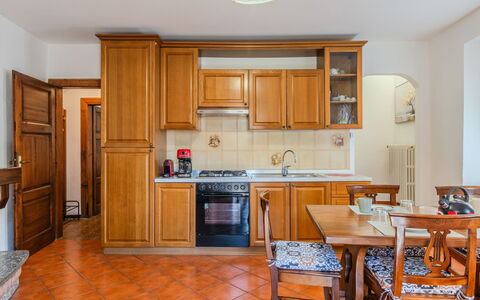 Papaveri e Papere: Design Intérieur, Meubles, Bois, Cuisine, Sol, Cabinetry, Comptoir, Sol, Plafond, Appareil De Cuisine