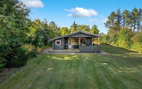 Leani - 150M from the Sea: Herbe, Prairie, Lot Terre, Chalet, Zone Rurale, Prairie, Batiments Jardin, Jardin, Cabanon
