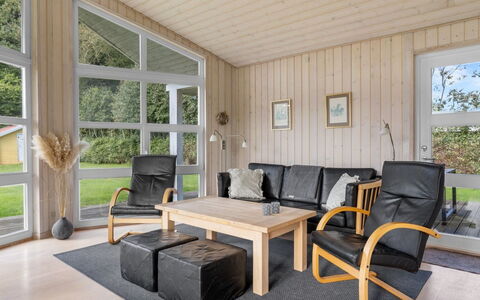 Solja - 85M from the Sea: Herbe, Prairie, Lot Terre, Chalet, Zone Rurale, Prairie, Batiments Jardin, Jardin, Cabanon