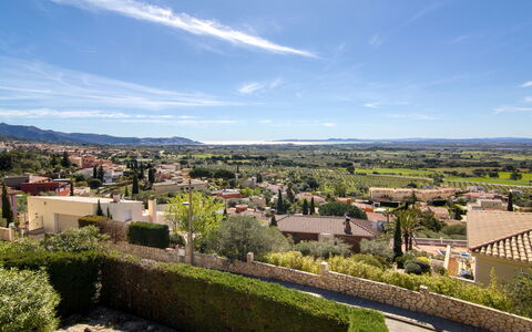 Belle Vue: Ciel, Jour, Horizon, Zone Résidentielle, Paysage, Lot Terre, Plaine, Banlieue