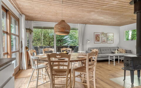 Ingamaj - 4Km from the Sea: Chalet, Arrière-Cour, Cour, Batiments Jardin, Cabanon, Siding, Mobilier De Jardin, Cabane En Rondins, Structure En Plein Air, Cabane