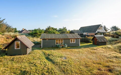 Acucena - 500M from the Sea: Chalet, Arrière-Cour, Cour, Batiments Jardin, Cabanon, Siding, Mobilier De Jardin, Cabane En Rondins, Structure En Plein Air, Cabane