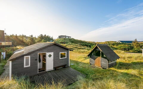 Acucena - 500M from the Sea: Chalet, Arrière-Cour, Cour, Batiments Jardin, Cabanon, Siding, Mobilier De Jardin, Cabane En Rondins, Structure En Plein Air, Cabane