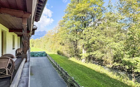 Oberndorf in Tirol 649: Zone Rurale, Chalet, Jardin, Passerelle, Aménagement Paysager, Ombre, Cour, Chemin, Ombre, Stock Photographie