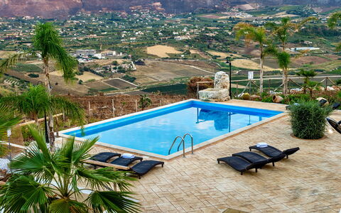 Villa La Musa: Piscine, Recours, Eco Hôtel, Mobilier De Jardin, Loisir, Parapluie, Balancelle, Hacienda, Hôtel, Thermes