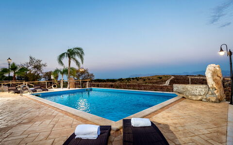 Villa La Musa: Bleu, Piscine, Recours, Mobilier De Jardin, Eco Hôtel, Hôtel, Villa, Balancelle, Ville Resort, Parapluie