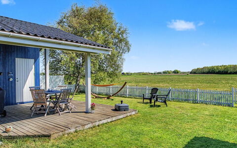 Roya - 100M from the Sea: Bleu, Chalet, Maison, Domicile, Ferme, Biens, Siding