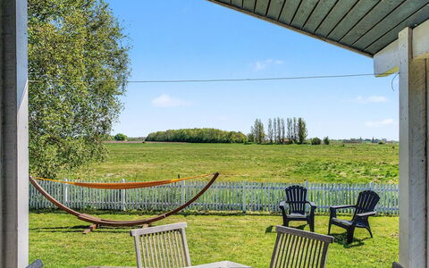 Roya - 100M from the Sea: Bleu, Chalet, Maison, Domicile, Ferme, Biens, Siding