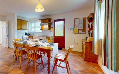 Ballybunion(Tr4) Hc No 27: Meubles, Design Intérieur, Sol, Bois, Plafond, Sol, Pièce, Table, Cabinetry, Cuisine