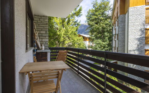 Larici: Chaise, Mobilier De Jardin, Cour, Balcon, Mélèze, Villa, Famille Pine, Eco Hôtel