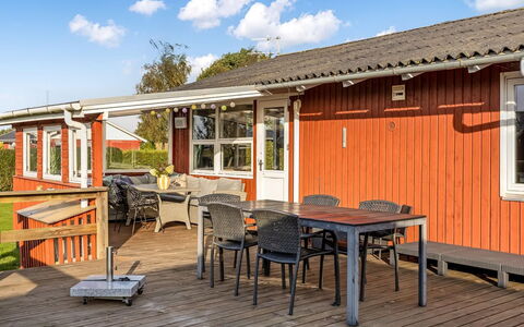 Ali - 500M from the Sea: Chalet, Arrière-Cour, Cour, Batiments Jardin, Cabanon, Siding, Mobilier De Jardin, Cabane En Rondins, Structure En Plein Air, Cabane