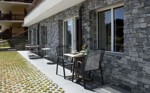 Apollo 2: Composite, Béton, Dalle, Mur De Pierre, Balcon, Mobilier De Jardin, Brique, Ombre, Pavé