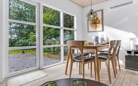 Cornel - 300M from the Sea: Bleu, Chalet, Maison, Domicile, Ferme, Biens, Siding
