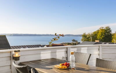 Valea - 600M from the Sea