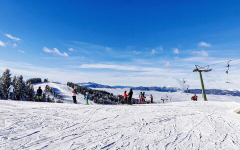 Sankt Urban 100: Ciel, Neige, L'Hiver, Des Loisirs, Des Sports, Piste, Glacial Relief, Ski, Loisirs De Plein Air