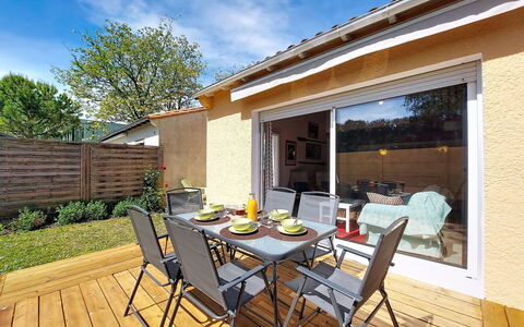 Les Floriales: Meubles, Table, Mobilier De Jardin, Chaise, Tableau De Plein Air, Table Cuisine Et Salle A Manger, Patio, Table Basse, Arrière-Cour, Jardin