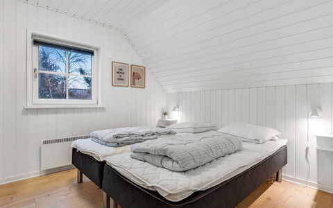 Alvina - 3.2Km from the Sea: Bois, Chambre, Literie, Lit, Domicile, Drap De Lit, Gelé, Plafond, Cadre De Lit, Neige