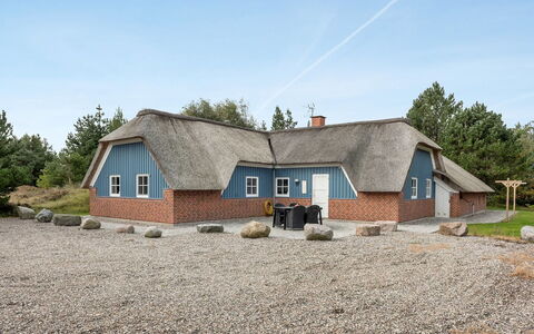 Alvina - 3.2Km from the Sea