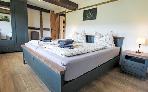 Schwalenberg 111: Meubles, Chambre, Design Intérieur, Lit, Bois, Sol, Literie, Sol, Pièce, Drap De Lit