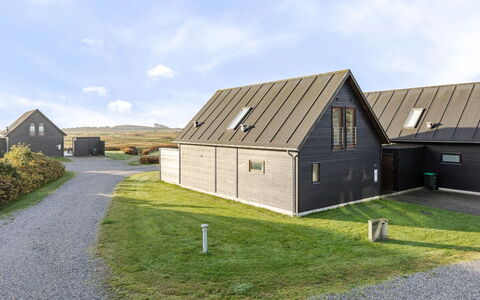 Thomine - 2.5Km from the Sea: Chalet, Arrière-Cour, Cour, Batiments Jardin, Cabanon, Siding, Mobilier De Jardin, Cabane En Rondins, Structure En Plein Air, Cabane