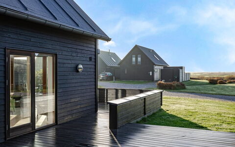 Thomine - 2.5Km from the Sea: Chalet, Arrière-Cour, Cour, Batiments Jardin, Cabanon, Siding, Mobilier De Jardin, Cabane En Rondins, Structure En Plein Air, Cabane
