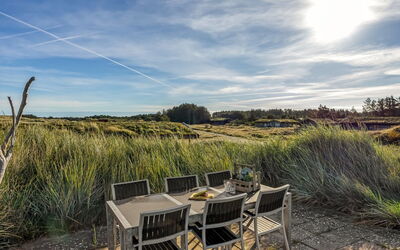 Sigbritt - 750M from the Sea