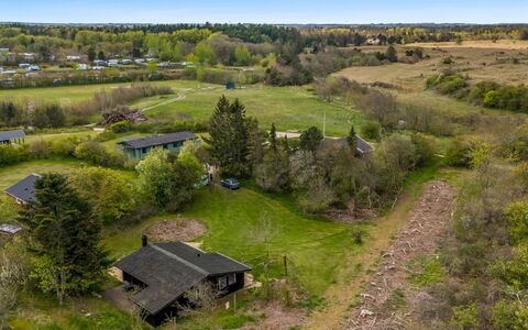 Wenche - 840M from the Sea: Environnement Naturel, Paysage, Écorégion, Zone Rurale, Lot Terre, Plaine, Prairie, Communauté Des Plantes, Vue Du Ciel, Chalet