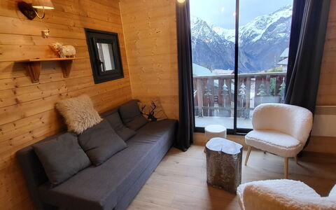 Balcons de Venosc: Bois, Meubles, Tache De Bois, Dur, Chaise, Parquet, Salon, Cabane En Rondins, Contre-Plaqué, Planche