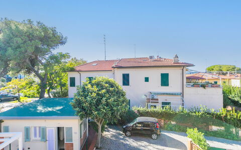 La Casetta: Domicile, Banlieue, Balcon
