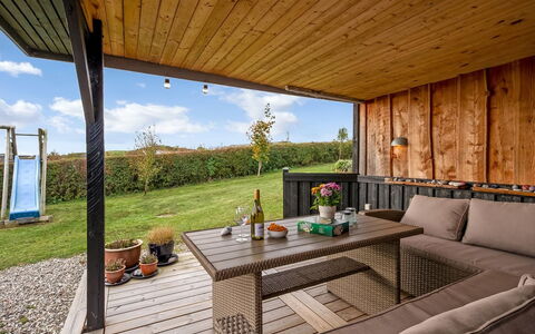Benite - 600M from the Sea: Chalet, Arrière-Cour, Cour, Batiments Jardin, Cabanon, Siding, Mobilier De Jardin, Cabane En Rondins, Structure En Plein Air, Cabane