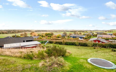 Benite - 600M from the Sea: Chalet, Arrière-Cour, Cour, Batiments Jardin, Cabanon, Siding, Mobilier De Jardin, Cabane En Rondins, Structure En Plein Air, Cabane