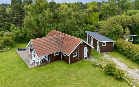 Terne - 90M from the Sea: Chalet, Arrière-Cour, Cour, Batiments Jardin, Cabanon, Siding, Mobilier De Jardin, Cabane En Rondins, Structure En Plein Air, Cabane