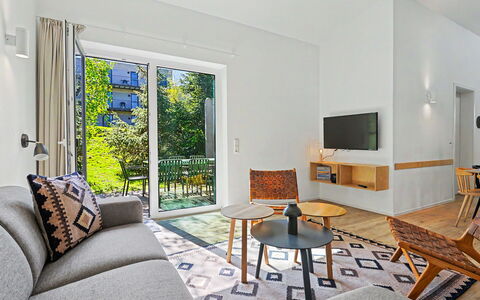 Lichtblick: Sol, Design Intérieur, Meubles, Sol, Chaise, Pièce, Table Cuisine Et Salle A Manger, Appartement, Parquet, Salon
