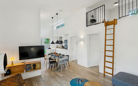 Lichtblick: Design Intérieur, Sol, Meubles, Bois, Plafond, Sol, Pièce, Salon, Appartement, Chaise
