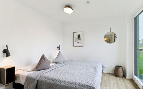 Paradiso: Lit, Design Intérieur, Meubles, Chambre, Mur, Sol, Sol, Plafond, Pièce, Bois