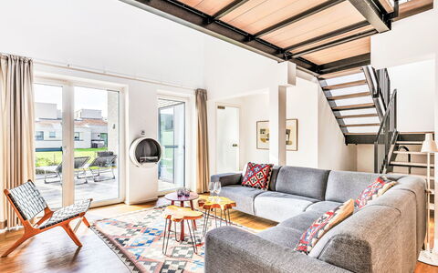 Horizont Lodge: Design Intérieur, Sol, Bois, Sol, Meubles, Canapé, Salon, Domicile, Parquet, Plafond
