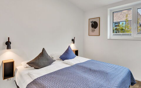 Goldfisch: Mur, Bois, Chambre, Sol, Sol, Design Intérieur, Lit, Domicile, Meubles, Plafond