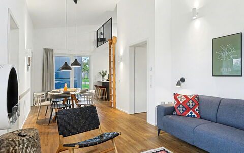 Dünenblick: Meubles, Design Intérieur, Sol, Mur, Sol, Canapé, Bois, Salon, Plafond, Chaise
