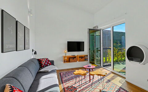 Dümmer Søtid: Meubles, Design Intérieur, Mur, Sol, Canapé, Plafond, Salon, Sol, Pièce, Éclairage