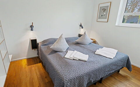 Haus Espelage am Kleinen Teich 292: Lit, Meubles, Chambre, Design Intérieur, Sol, Sol, Mur, Literie, Drap De Lit, Bois
